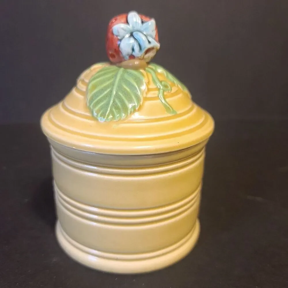 Beehive Ceramic Jam Jar Strawberry Lid Vintage Yellow 9-1142 Giftcraft‎ Japan